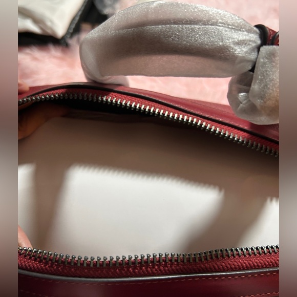 COACH GOTHAM DUFFLE 45/DARK RUBY - Picture 8 of 11
